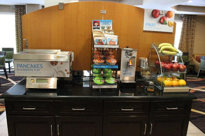 Holiday Inn Express Hanover By Ihg Zewnętrze zdjęcie